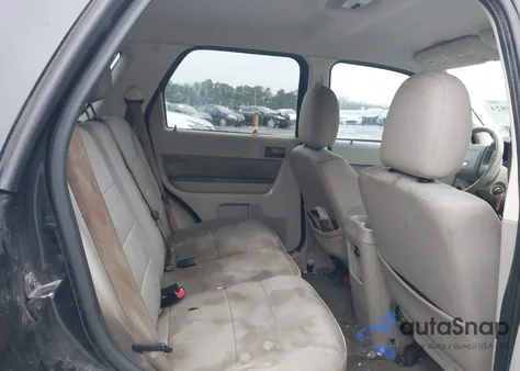 2010 Ford Escape Xlt z USA, uszkodzony, nr VIN 1FMCU0D72AKC81731